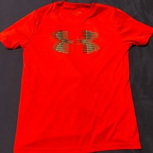 Under Armour T shirt